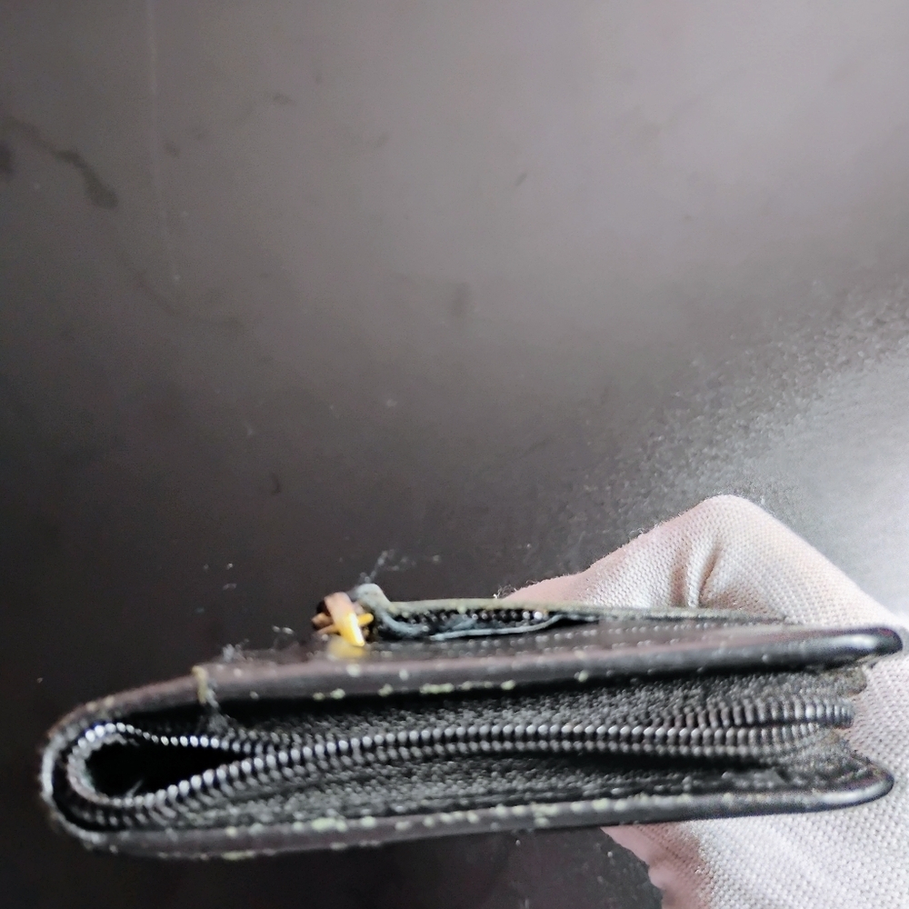 Black Faux Leather Zip Around Y2K Wallet - Picture 16 of 17